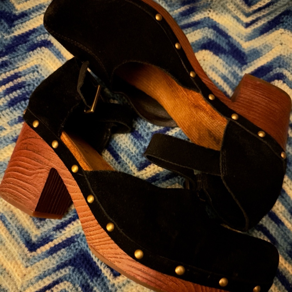 Kork - Ease riveted clogs